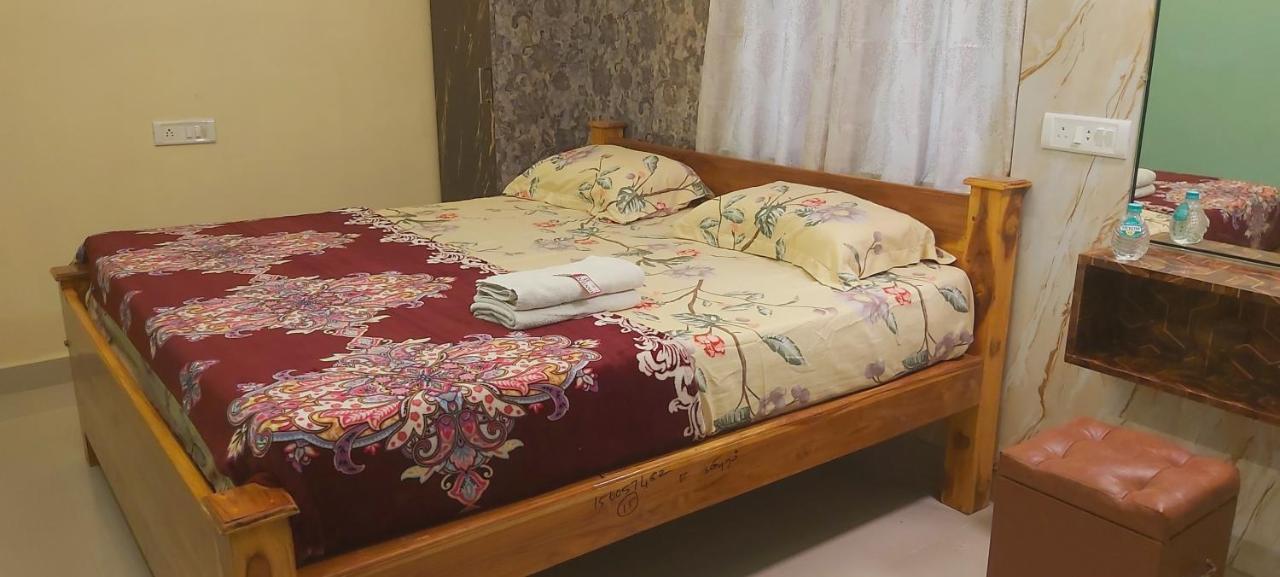 Mahalakshmi Homestay Káncsipuram Kültér fotó